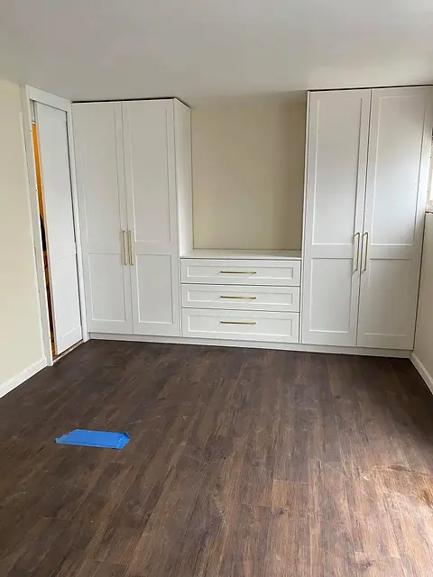 Closets with drawer bank