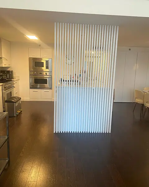 Slatted room divider