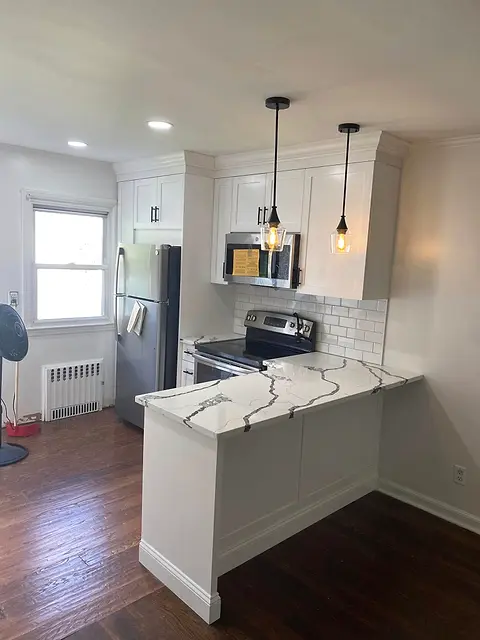 Marble-look counters